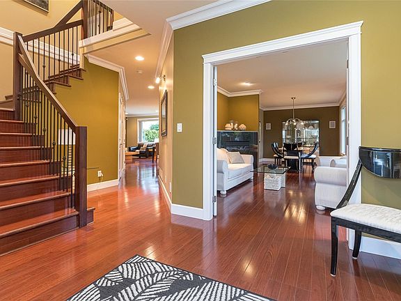 5th image of 4073 Longview Dr