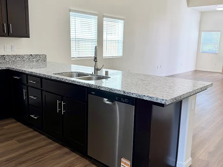 1473 Concord Way — Photo 15