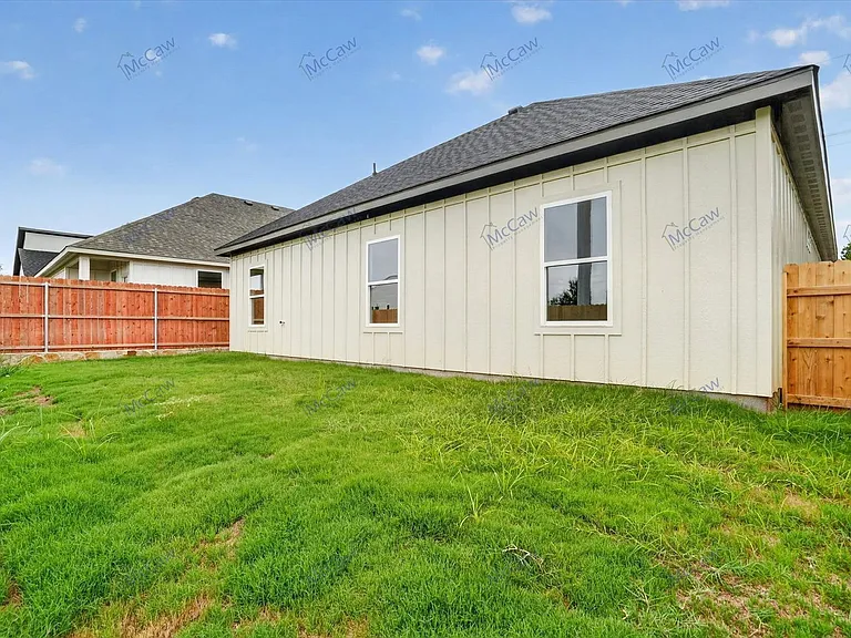 5849 Black Pine Cir — Photo 21
