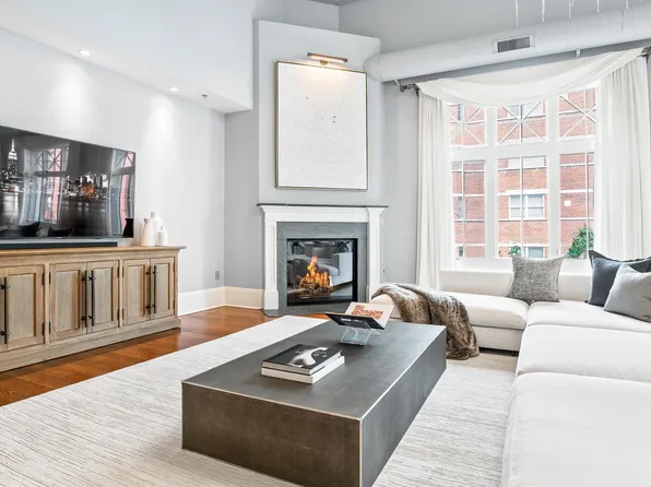 313 1st Street image 6 of 25