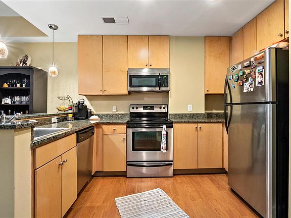 5th image of 314 N Broadway APT 603