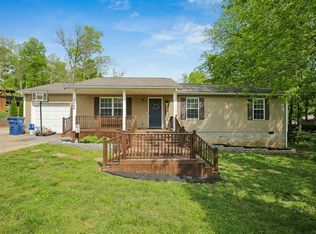2044 Sugarwood Dr, Bowling Green, KY 42101