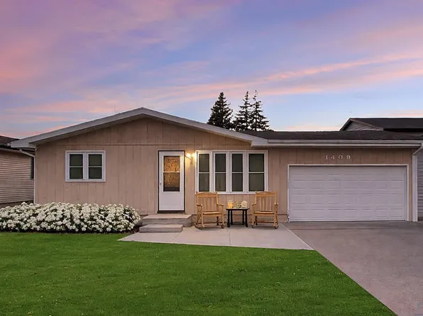 1409 F St, South Sioux City, NE 68776