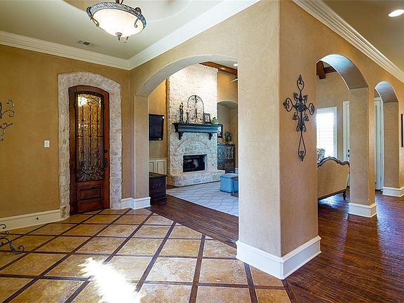 5th image of 7024 Brook Forest Cir
