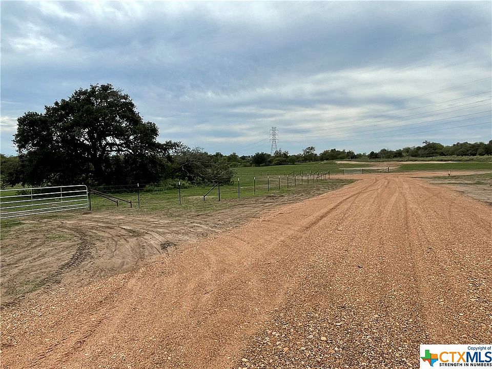 2nd image of 98 Texan Ln