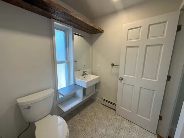 (undisclosed Address), Dorchester, MA 02125