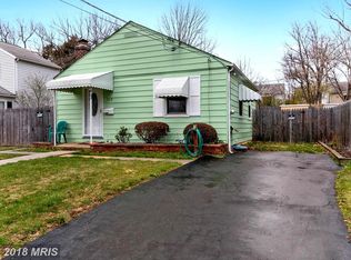 512 Crabb Ave, Rockville, MD 20850