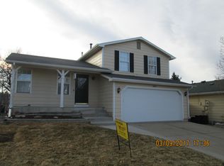 3917 S Halifax St, Aurora, CO 80013