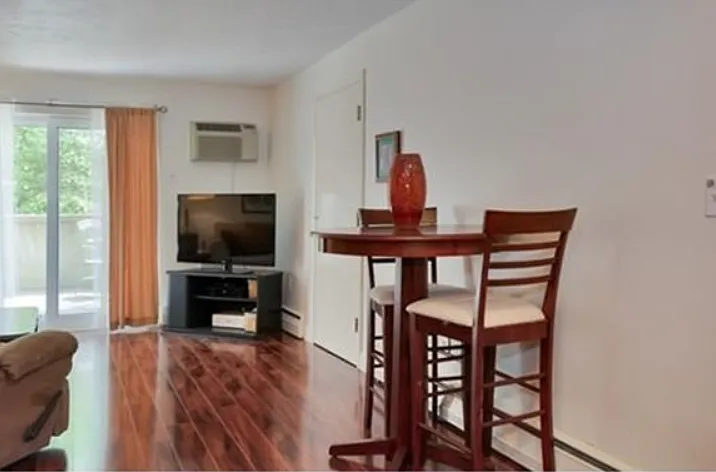 23 Jacqueline Rd #B — Photo 4