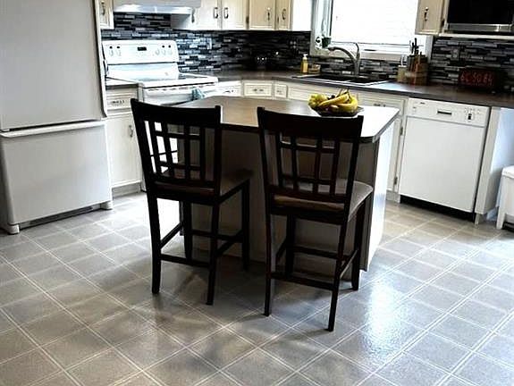 4th image of 797 4th STREET W