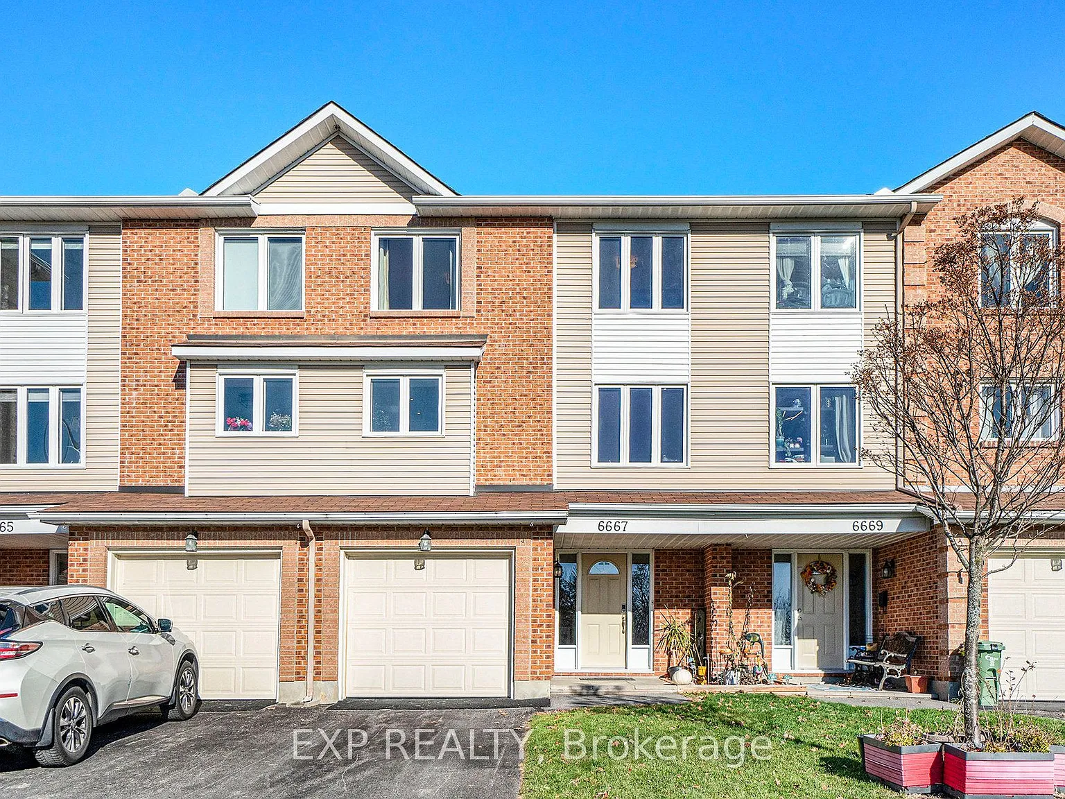 3 bed, $2,750 — Photo 1