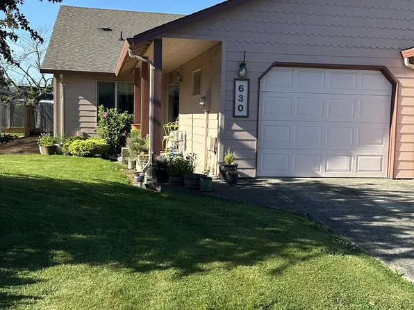 630 Benjamin Ave, Cottage Grove, OR 97424