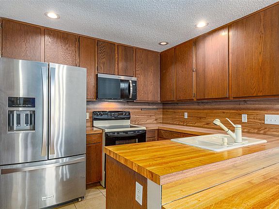 4th image of 1748 Ohlen Rd APT 3