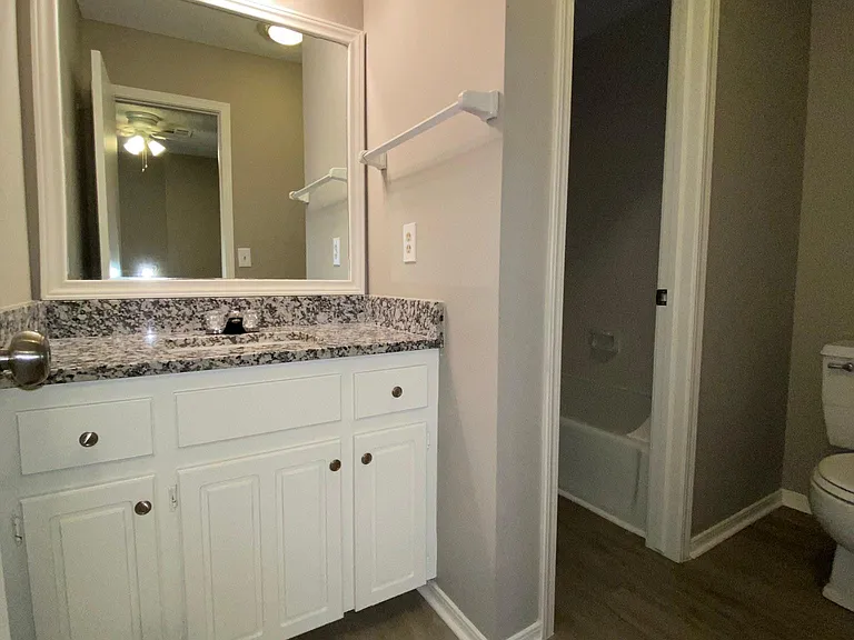5125 S Delaware Pl — Photo 8