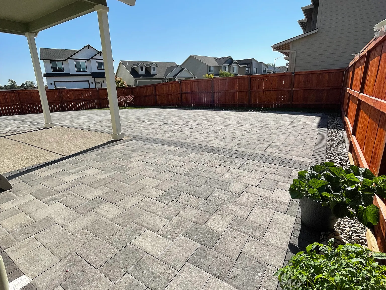 4 bed, 2.5 bath, 2143 sqft, $3,250 — Photo 4