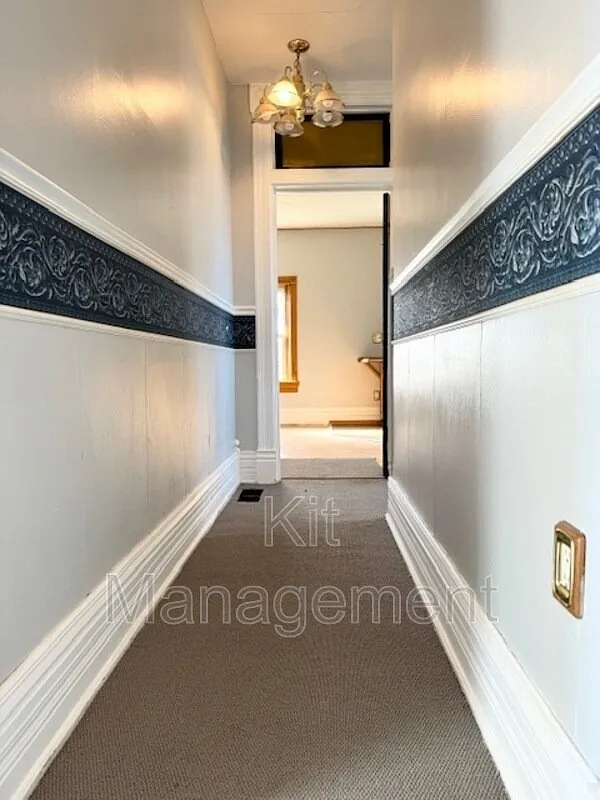 1 bed, 1.0 bath, 450 sqft, $675 — Photo 3