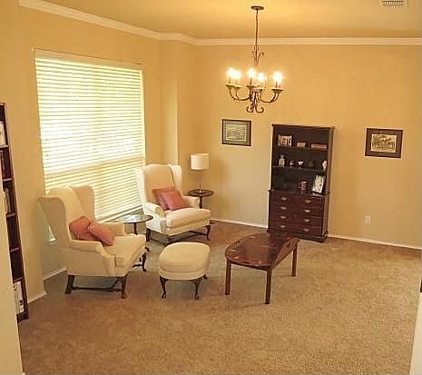 5th image of 1401 San Jacinto Dr