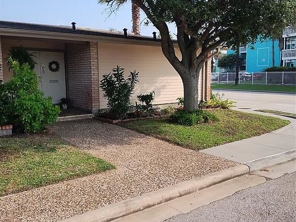 3rd image of 6900 Williams Dr