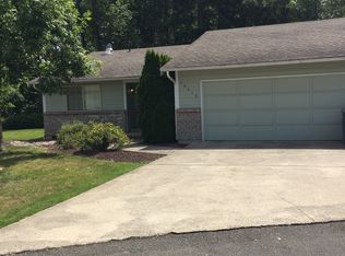 10419 McKinley Ave E, Tacoma, WA 98445