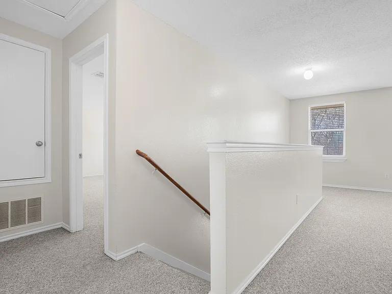 1312 Annalea Dr — Photo 24