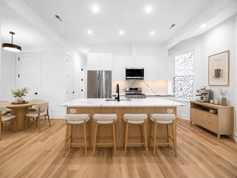 2113 N Kenmore Ave #G — Photo 10