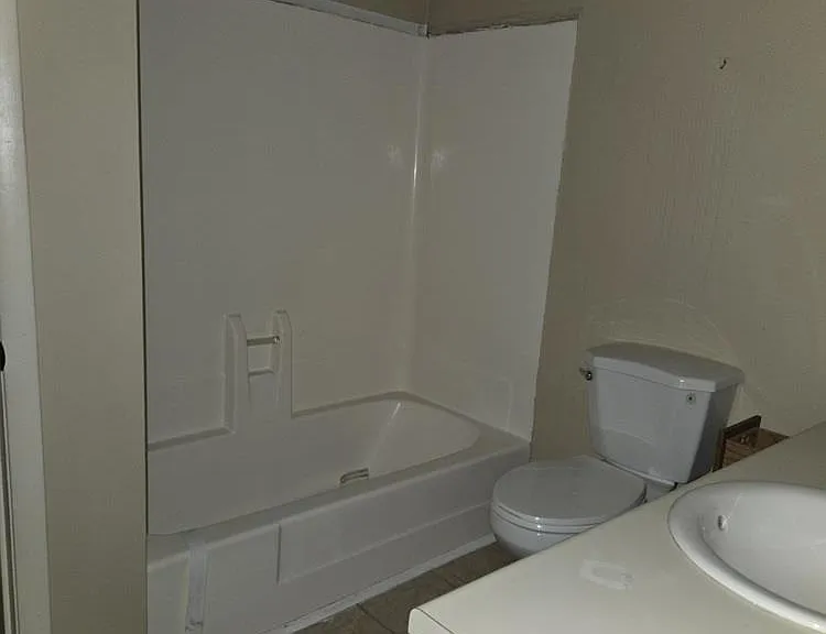 12103 Carriage Ct SE #A — Photo 6