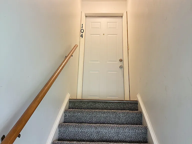 104 E Pine Ave — Photo 10