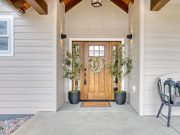 3rd image of 5269 High Meadow Dr