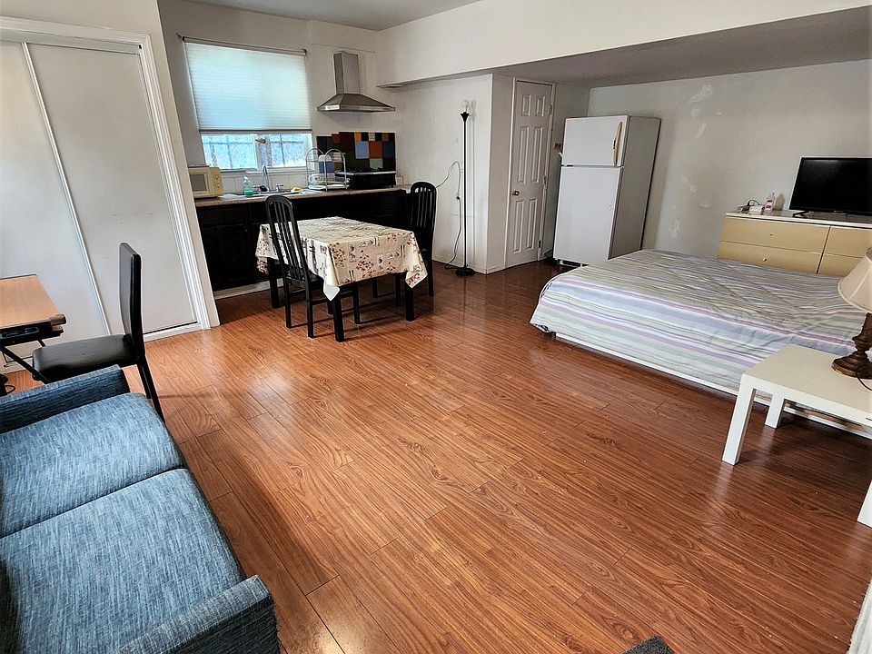 2nd image of 805 E 21st St #C