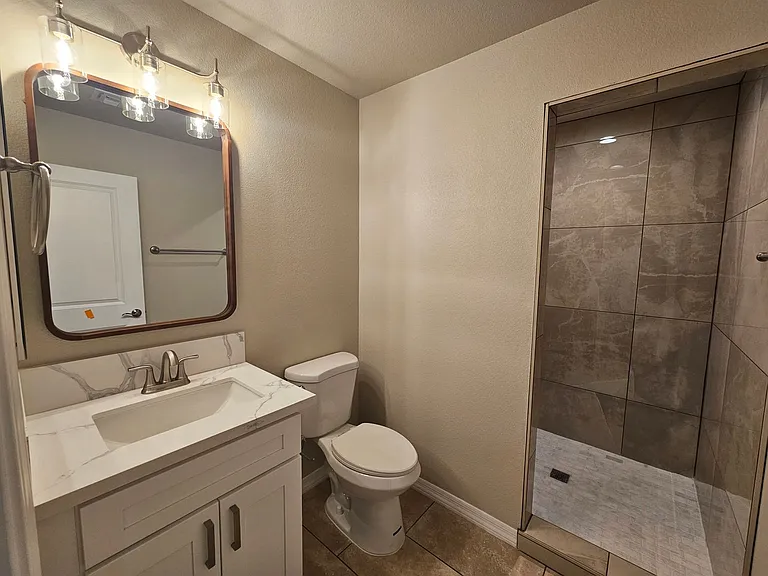 1803 Rollando Dr — Photo 19