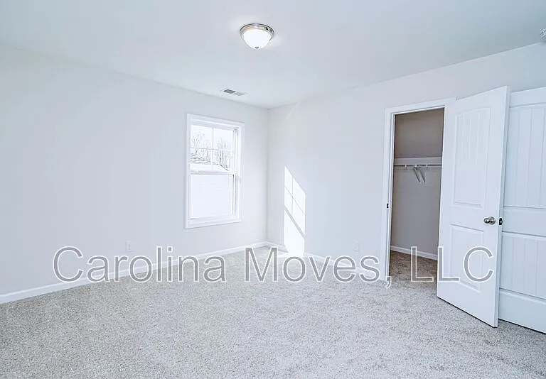 400 Chinchilla Dr — Photo 19