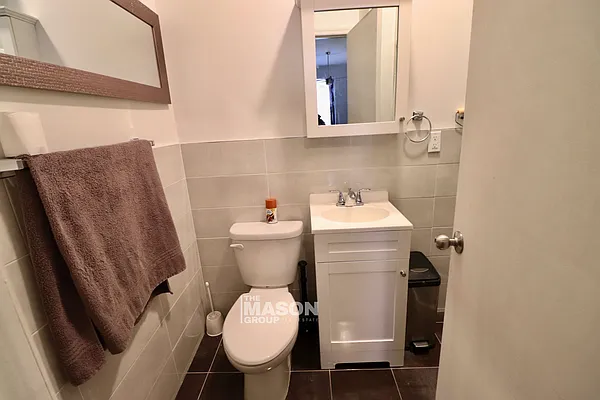 Rented by Mason Group LLC | media 25