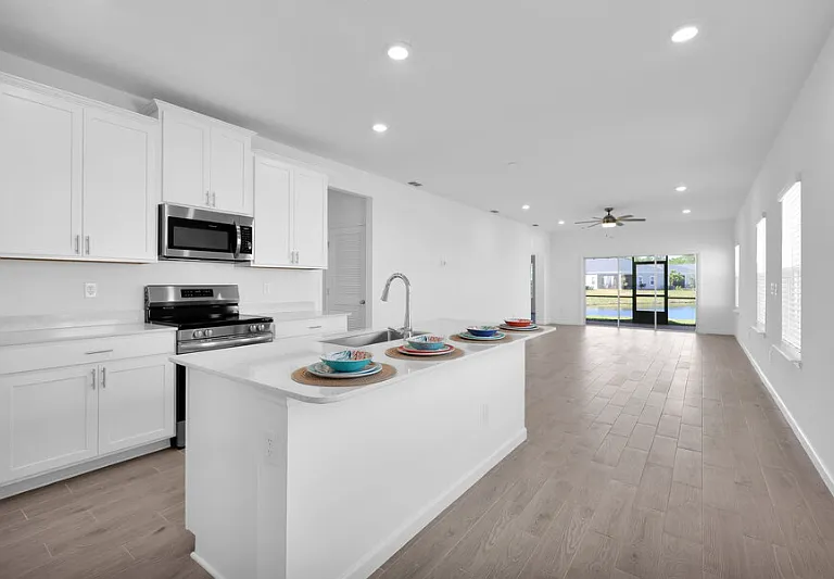 302 Lake Sinclair St — Photo 7