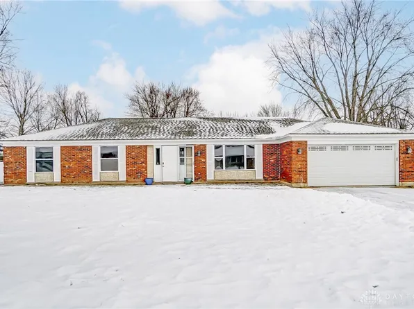 3150 Bonnie Villa Ln, Dayton, OH 45431