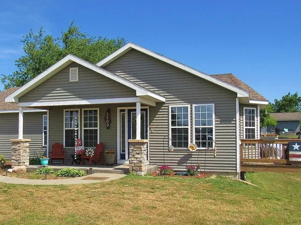 3700 Fieldcrest Ln, Traverse City, MI 49685