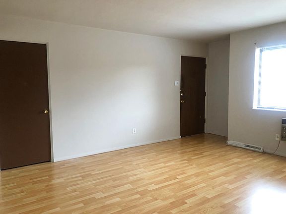4th image of 3948 Brittany Cir APT C
