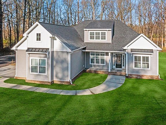 2nd image of 4AC Little Fork Rd