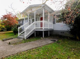 4104 Meredith Rd, Knoxville, TN 37921