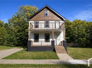 1093 E 147th St #1, Cleveland, OH 44110
