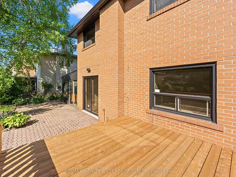2348 Denise Rd #UPPER — Photo 36