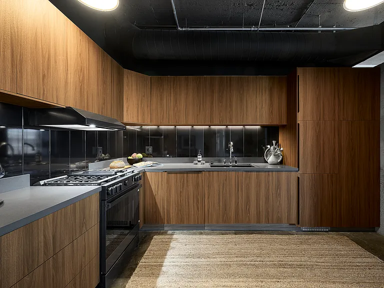 1855 Industrial St #421 — Photo 5