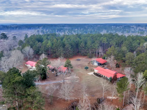 241 Foskey Cemetery Rd, Adrian, GA 31002