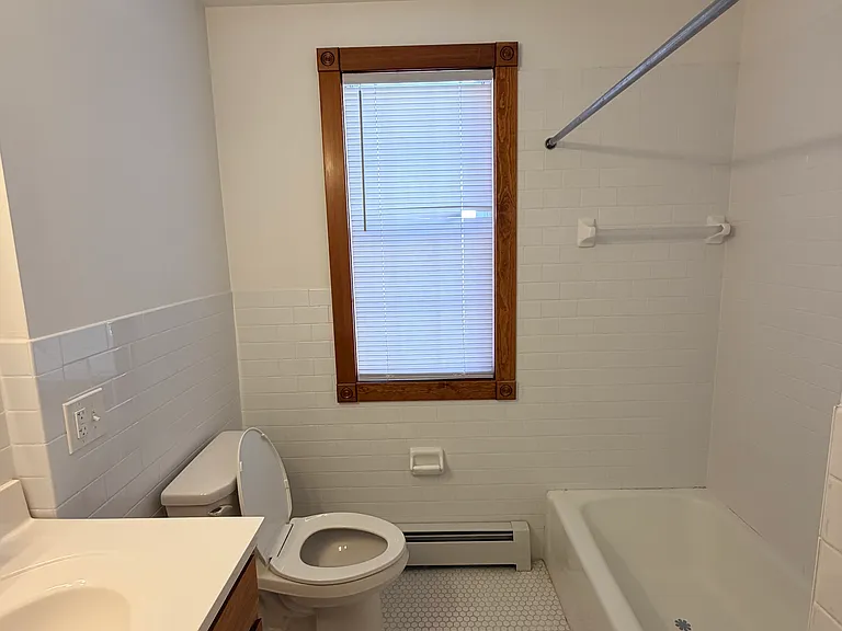 116 Bishop St #F — Photo 9