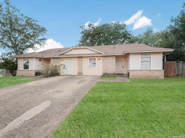 5205 Meadow Pond St, San Antonio, TX 78250