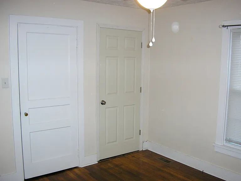700 E 11th Ave #A — Photo 3