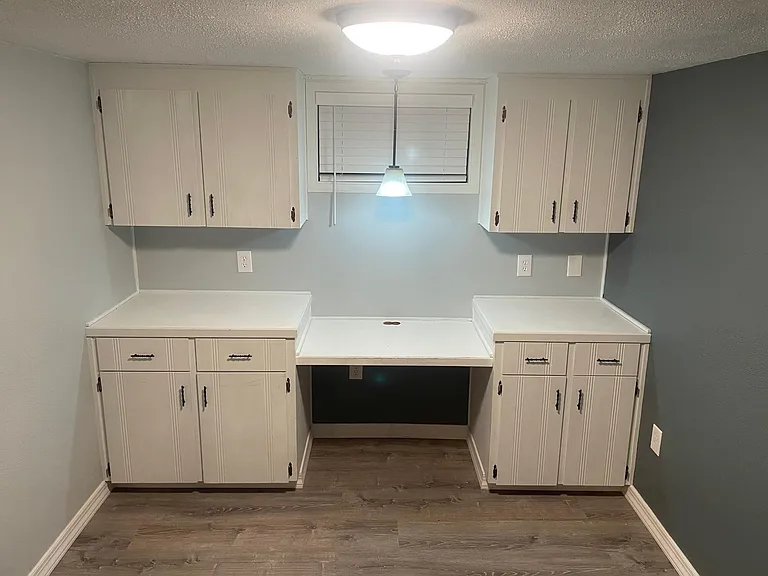 324 Division St SW #BASEMENT — Photo 3