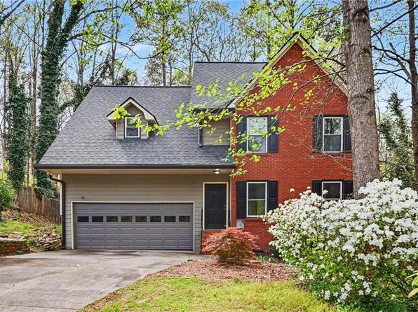 2227 McQuiston Dr SW, Marietta, GA 30064