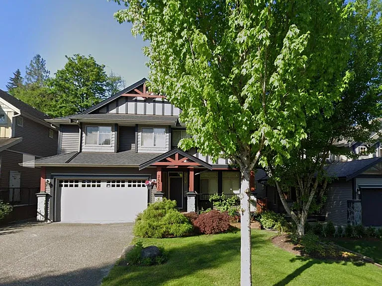 24620 Kimola Dr — Photo 1
