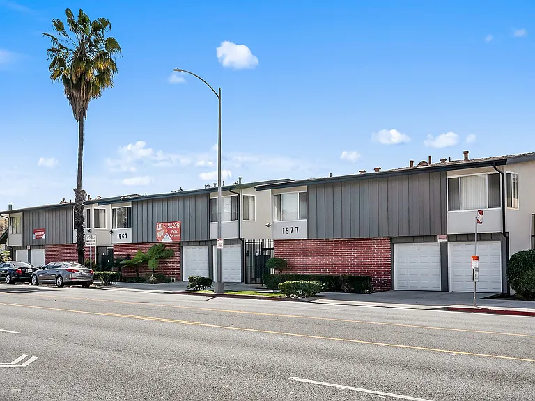 Pacific Avenue_Apartments_18