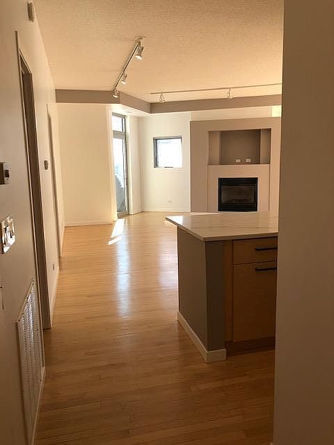 ENTERING CONDO